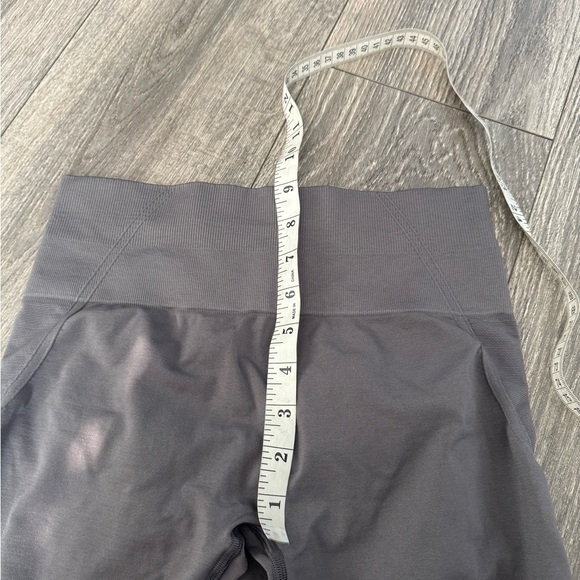 Oner Active Gray Effortless Seamless Leggings Size Medium - Picture 5 of 7